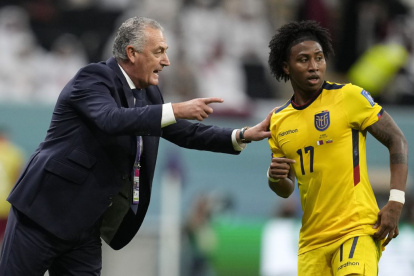 El técnico Gustavo Alfaro cerró su ciclo con la Tri en el Mundial de qatar. No se logró un acuerdo para la renovación de su contrato.