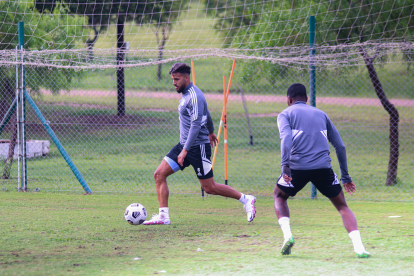 El defensor argentino quiere ser bicampeón nacional, esta vez, con la camiseta de Emelec.