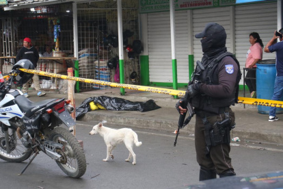 A día seguido, en esa zona del noroeste de la urbe porteña, motorizados que hacen fletes fueron asesinados. En total acribillaron a cuatro sujetos.