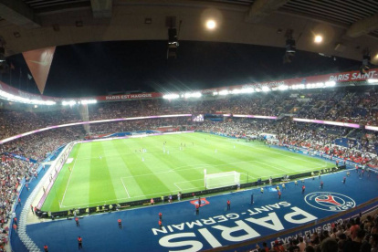 El estadio Parque de los Príncipes, motivo de la polémica entre el Municipio de París y el PSG.