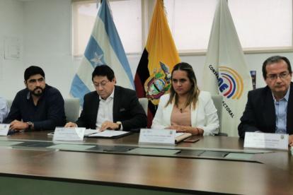 Escenario. Con  cinco votos a favor, Julio Candell De La Gasca fue elegido como el presidente del cuerpo colegiado.