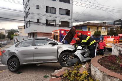 El irrespeto a la señales de tránsito generó un choque en el sector de La Floresta.
