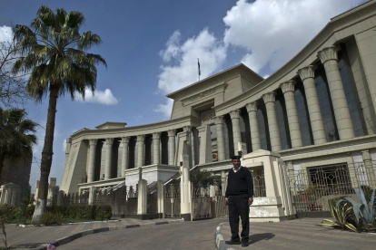 El Tribunal Constitucional Supremo en El Cairo
