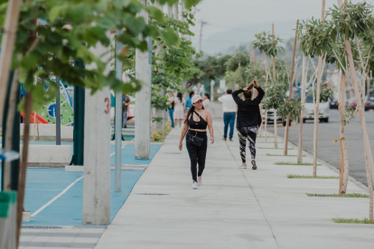 La ciudadanía pide la continuidad inmediata de la obra para que haya convivencia en todo el sector.