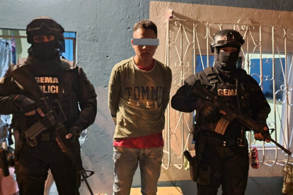 La Policía detuvo a 10 presuntos Chone Killers, ocho ya estaban tras las rejas. Serian responsables de los atentados de noviembre pasado