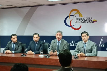 Fausto Murillo dijo que la estabilidad de la institución depende de la capacidad, experiencia y conocimiento de su gente.