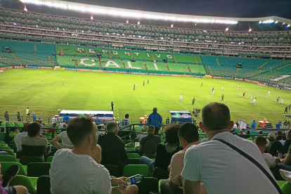En el estadio del Deportivo Cali se puede encontrar en cada fecha a cientos de ojeadores de todo el mundo con el fin de nutrir diversos equipos con esas figuras.