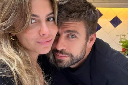 Gerard Piqué publicó su primera foto junto a Clara Chía