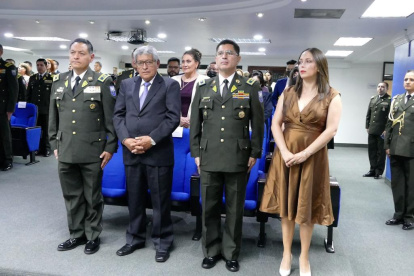 Acto. En la Comandancia de la Policía se cumplió la ceremonia para los tres oficiales.