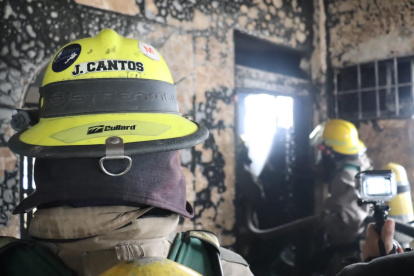 Situación. La emergencia fue atendida por 40 bomberos.