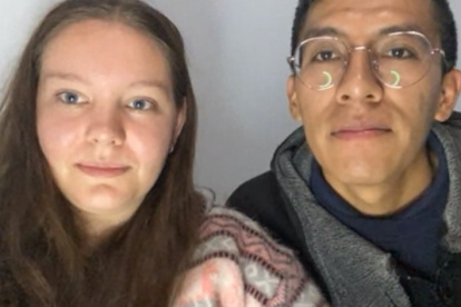 Vera Vasylieva y Alejandro Puente se conocieron en Ecuador y ahora son esposos.