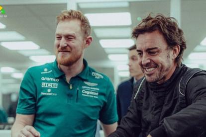Fernando Alonso, piloto español, ya con su nueva escudería Aston Martin.