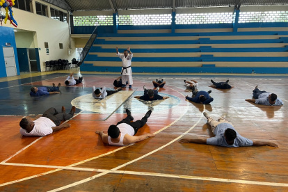 Defensa personal fue una de las áreas que reforzaron durante la capacitación.