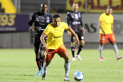 Jefferson Montero es una de las trece incorporaciones de Aucas para el año 2023.