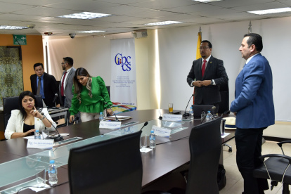 Mayoría. Ibeth Estupiñán, María Fernanda Rivadeneira, Hernán Ulloa y Francisco Bravo... Ellos y los tres de minoría fueron destituidos por inoperantes.