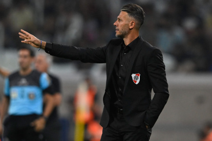 Martín Demichelis, entrenador de River Plate, dirigió su primer partido oficial con los de la banda roja.