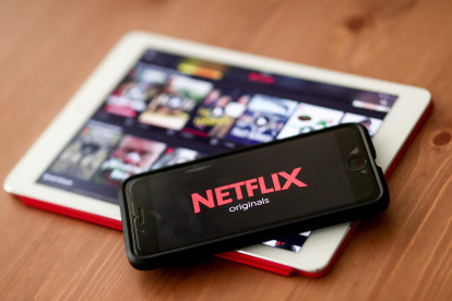 Tecnología. Dispositivos donde se pueden ver series de Netflix.