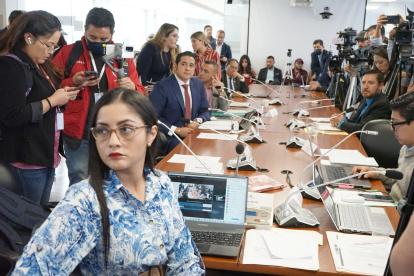 La comisión presidida por Viviana Veloz (Unión por la Esperanza) tiene hasta el 23 de febrero para entregar el informe.