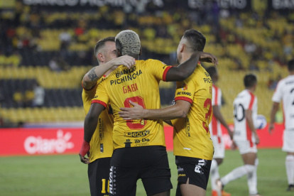 Termina el partido con resultado favorable para Barcelona.