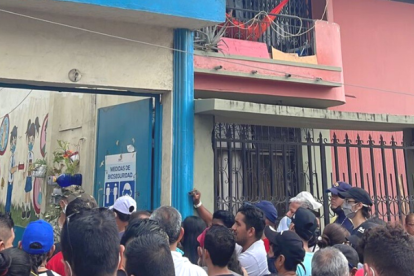 Exteriores de la unidad educativa donde se dio el hecho.