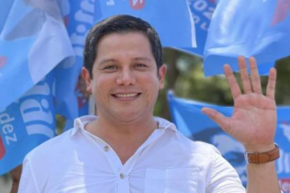 Dato. Previo al asesinato, Menéndez denunció haber sido amenazado. No tenía resguardo policial.