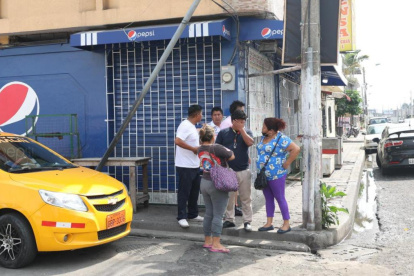 Los antisociales llegaron a robar al negocio de los afectados. Uno de los pillos ya había sido detenido por la Policía, hace tres meses.