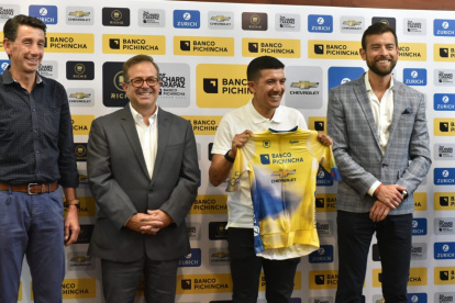 Richard Carapaz en la presentación de su Tour.