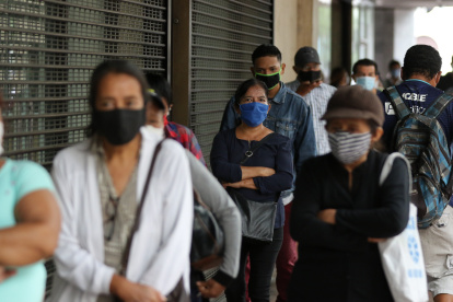 El uso de la mascarilla vuelve a ser de carácter voluntario.