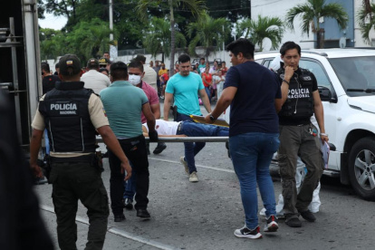 El ataque con fusil ocurrió la tarde martes 7 de febrero. Las cuatro personas fallecidas viajaban en un vehículo.