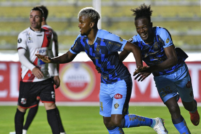 El Nacional comenzó con racha ganadora.