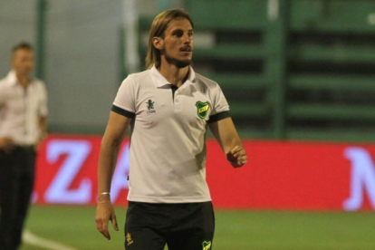 El técnico sebastián Beccacese suele utilizar la alineación 3-5-2