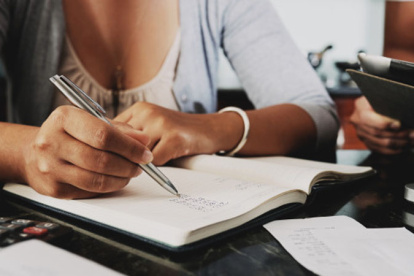 Según el último dígito de la cédula se deberá presentar el anexo de gastos personales.