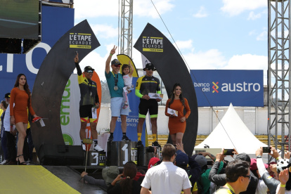 Reto. 1.500 ciclistas participaron en la prueba que recorrió Cuenca, Paute y Azogues.