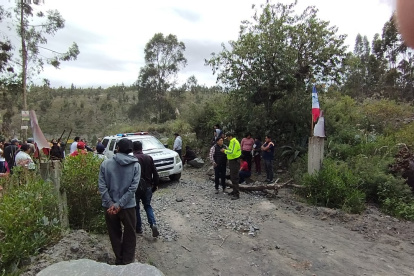 Hecho. El cuerpo fue encontrado en un camino de tercer orden.