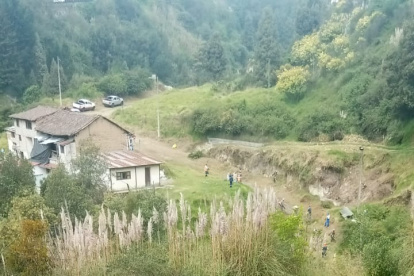 Previamente en la zona retiraron a quienes usaban las instalaciones como guarida.