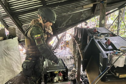 Los uniformados encontraron varios elementos que son usados para el procesamiento de alcaloides.