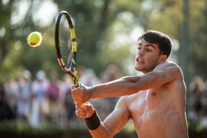El tenista español Carlos Alcaraz durante un entrenamiento en Buenos Aires (Argentina).