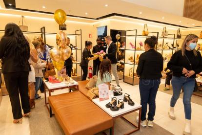 La empresa de origen brasileño abrió sus puertas en Quito.