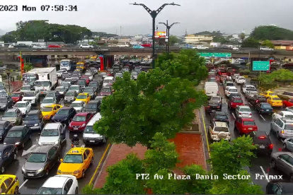 Así luce la Av. Plaza Dañín en la intersección con la Av. de las Américas