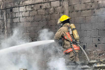 Referencia. El Cuerpo de Bomberos de Guayaquil refirió que el día de la detención del uniformado no estaba laborando.