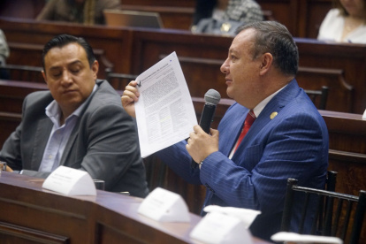 Apertura. El ministro del Interior, Juan Zapata, aunque defendió los cambios efectuados.