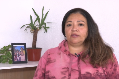 Patricia Muñoz, madre de la niña, pide ayuda para poder tratar el problema de su hija