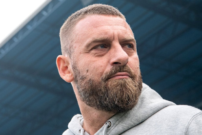 Daniele de Rossi, entrenador italiano, fue despedido del Spal.