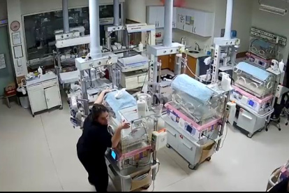 El hecho quedó registrado en cámaras de seguridad