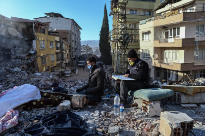 Más de 7.000 expertos están investigando los daños en las 10 provincias afectadas y han examinado ya 387.000 edificios