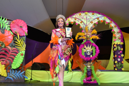 Ganadora. Johanna Martillo, de 19 años, y habitante de Guasmo Sur.