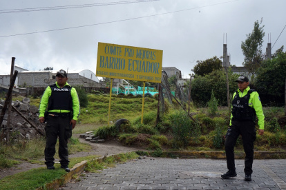Hecho. La Policía Nacional realiza operativos para sacar a los invasores, pero estos tiempo después vuelven.