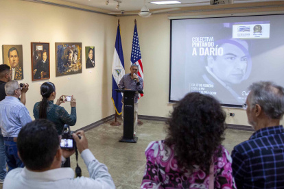 Managua. Momentos de la inauguración de la exposición de arte.