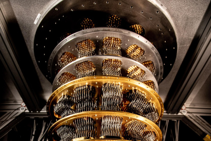 Los ordenadores cuánticos funcionan con cúbits (unidad básica de información cuántica) y no bits (como en los tradicionales).