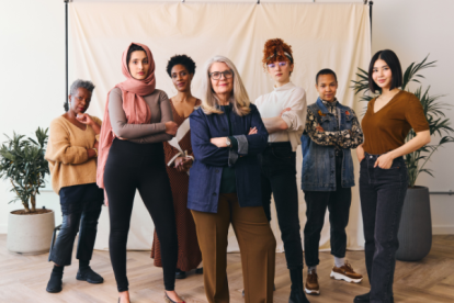 Las Naciones Unidas comenzó a celebrar el Día Internacional de la Mujer el 8 de marzo en 1975, Año Internacional de la Mujer.